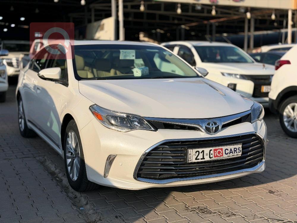 تويوتا أفالون